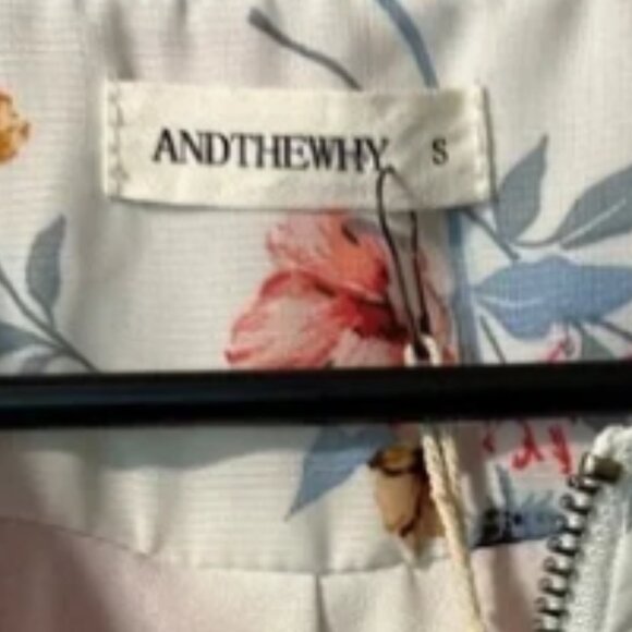 Floral Bomber Jacket with Red and Blue Accents - Picture 4 of 4